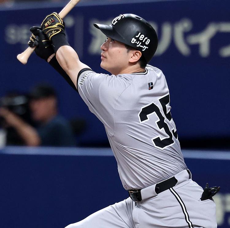 【新品未開封】泉口友汰選手　読売ジャイアンツ　巨人軍　レプリカユニフォーム　L for3ver-nk-replica-jersey-25-