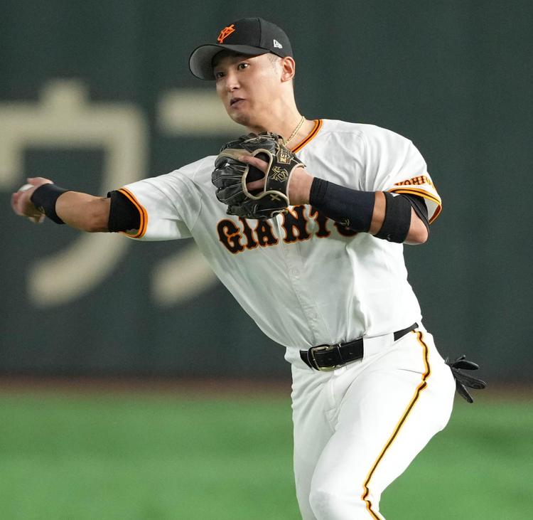 吉川尚輝選手ユニフォーム　読売ジャイアンツ　巨人　アンダーアーマー　ビジター0番 吉川尚輝選手ユニフォーム 読売ジャイアンツ 巨人 アンダー