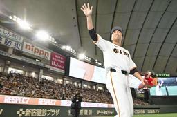 廣岡大志 レア 廣岡大志選手の移籍後初本塁打で勝ち越し A・サンチェス投手は7回1/3を