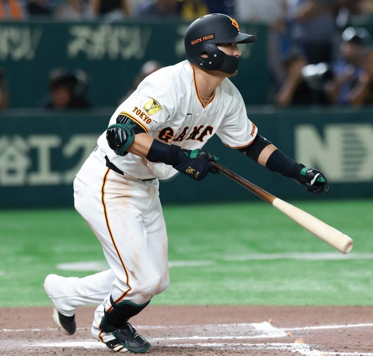 巨人軍のメンバーの署名 レア【旧背番号43】EPOCH2019 プレミアエディション 山本由伸