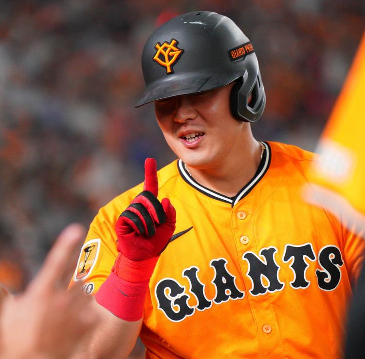 岡本 和真 | 選手情報 | 読売ジャイアンツ（巨人軍）公式サイト