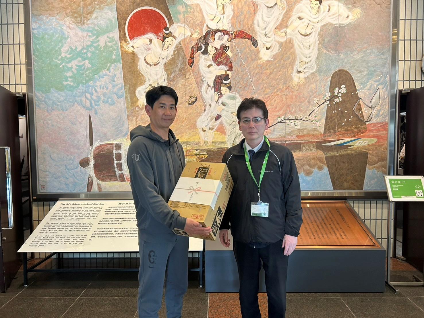 竹丸投手ら新人11選手が初のサイン会 | 読売ジャイアンツ（巨人軍