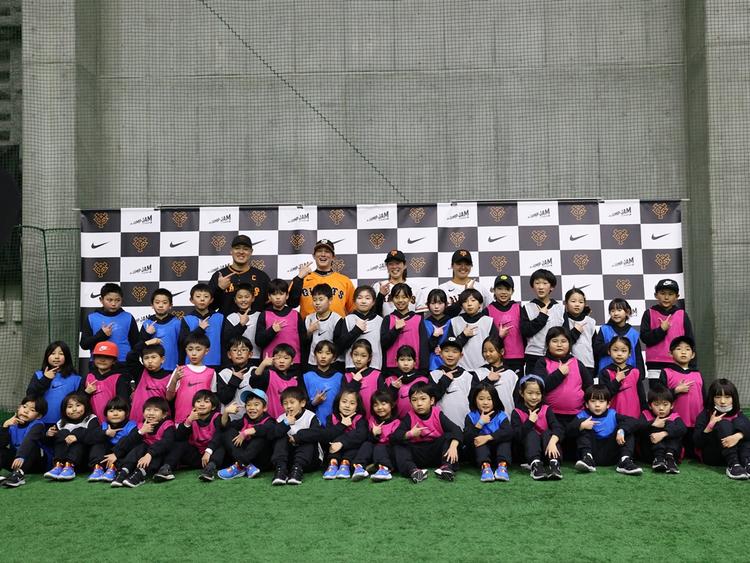 小林誠司　優勝記念　レプリカユニホーム　ホームユニ　ナイキ　巨人 小林誠司 優勝記念 レプリカユニホーム ホームユニ ナイキ 巨人