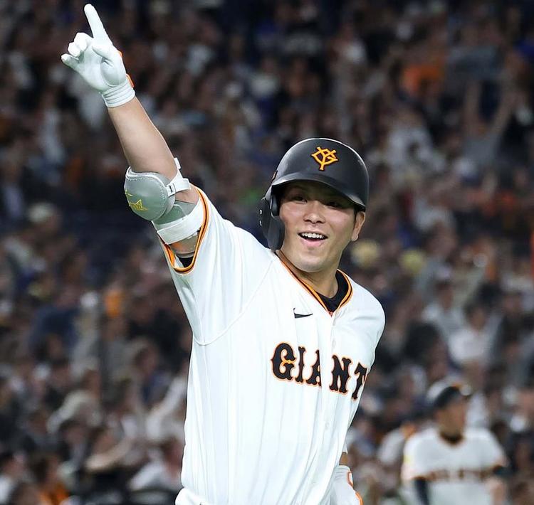 大城 卓三 | 選手情報 | 読売ジャイアンツ（巨人軍）公式サイト