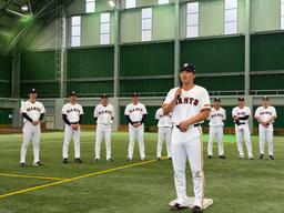 長野久義選手が入団会見 背番号は「7」 | 読売ジャイアンツ（巨人軍