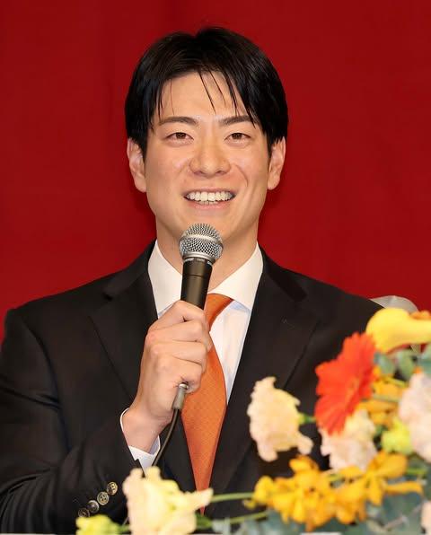 レギュラーとして引っ張る」 松本選手が入団会見 | 読売ジャイアンツ