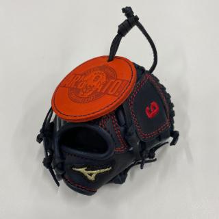 亀井善行選手「引退記念グッズ」を発売 | 読売ジャイアンツ 亀井善行選手「引退記念グッズ」を発売 | 読売ジャイアンツ