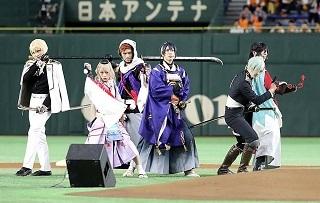 ミュージカル「刀剣乱舞」コラボナイターを開催 | 読売 ミュージカル「刀剣乱舞」コラボナイターを開催 | 読売