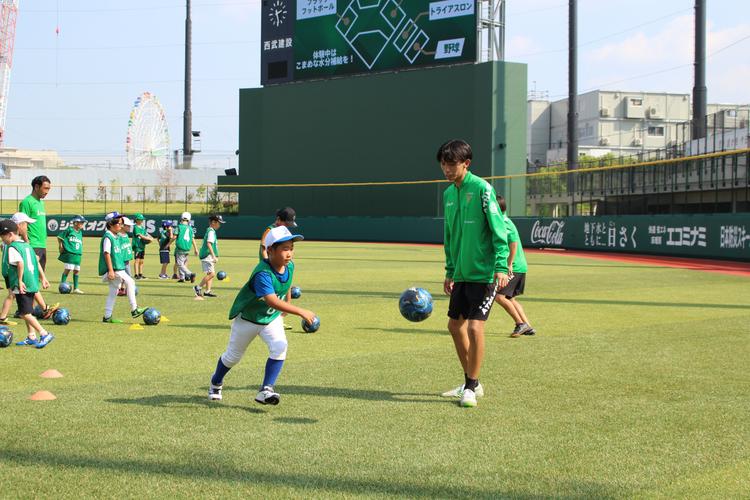 選手実使用品　読売ジャイアンツ育成 ジャイアンツxヴェルディ」がスポーツ体験＆OBトークで強力タッグ