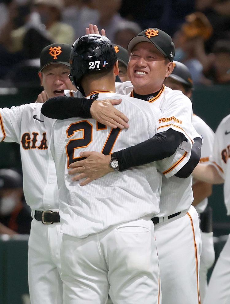 秋田 6月30日巨人戦 D1―4巨（26日） 井上、6回1失点で2勝目（写真）｜秋田魁新報電子版