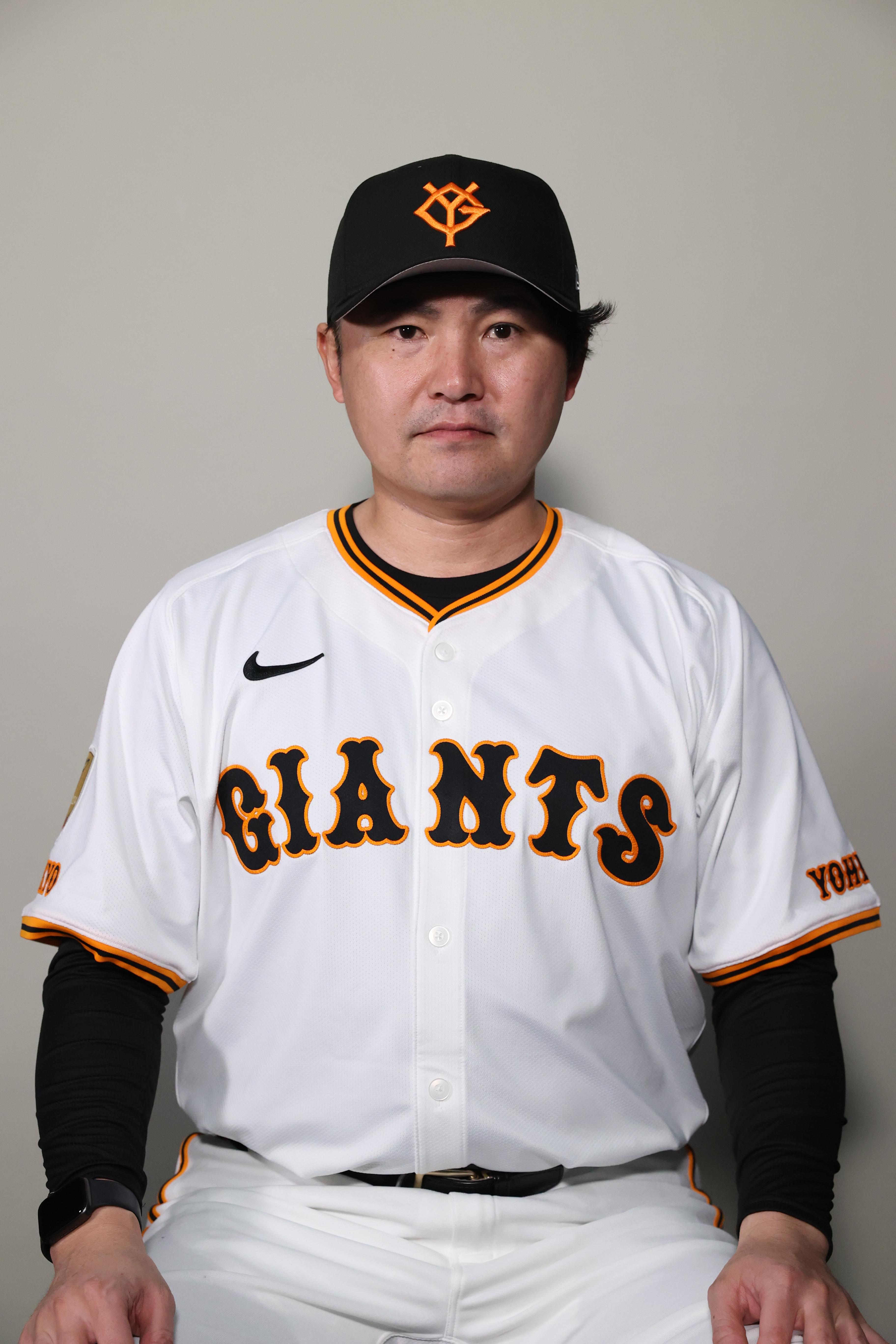 来場者全員にゴールドユニホームをプレゼント～3月27日ヤクルト戦