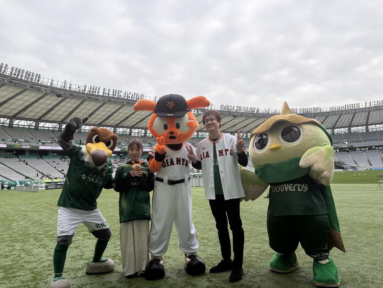 東京ヴェルディのホームゲームにジャビットが登場 | 読売ジャイアンツ