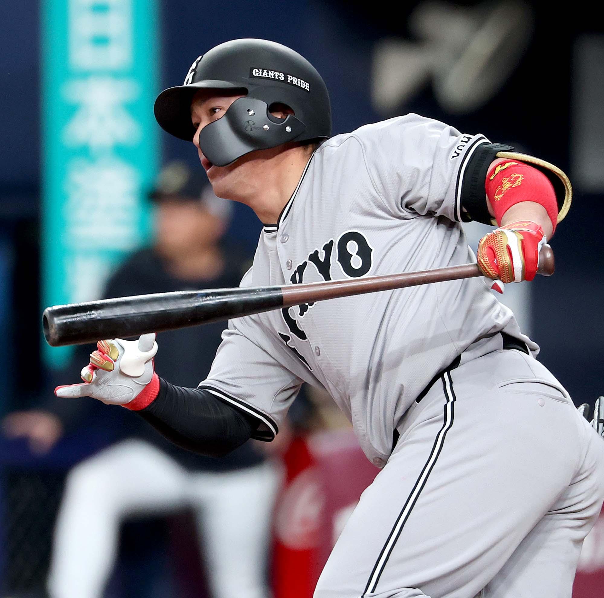 巨人レプリカユニホーム25ビジター 甲斐拓也2XL 巨人レプリカユニホーム25ビジター 甲斐拓也2XL 巨人レプリカ