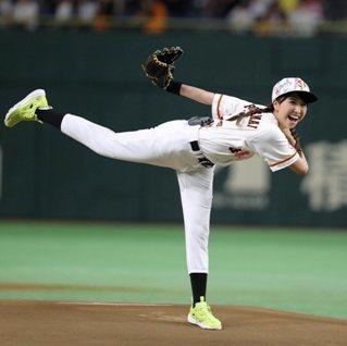ももいろクローバーZ - ももいろクローバーZ玉井詩織 ももクロしおりん グッズセット 人形 ユニフォームの通販 by R's  shop｜モモイロクローバーゼットならラクマ