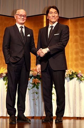 監督の背中追い続けたい」 長嶋、松井両氏が会見 | 読売ジャイアンツ