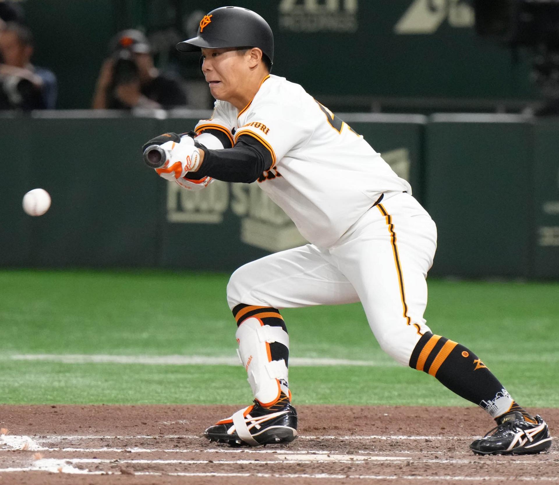GIANTS 佐々木俊輔 ユニフォーム Shunsuke Sasaki - Wikipedia