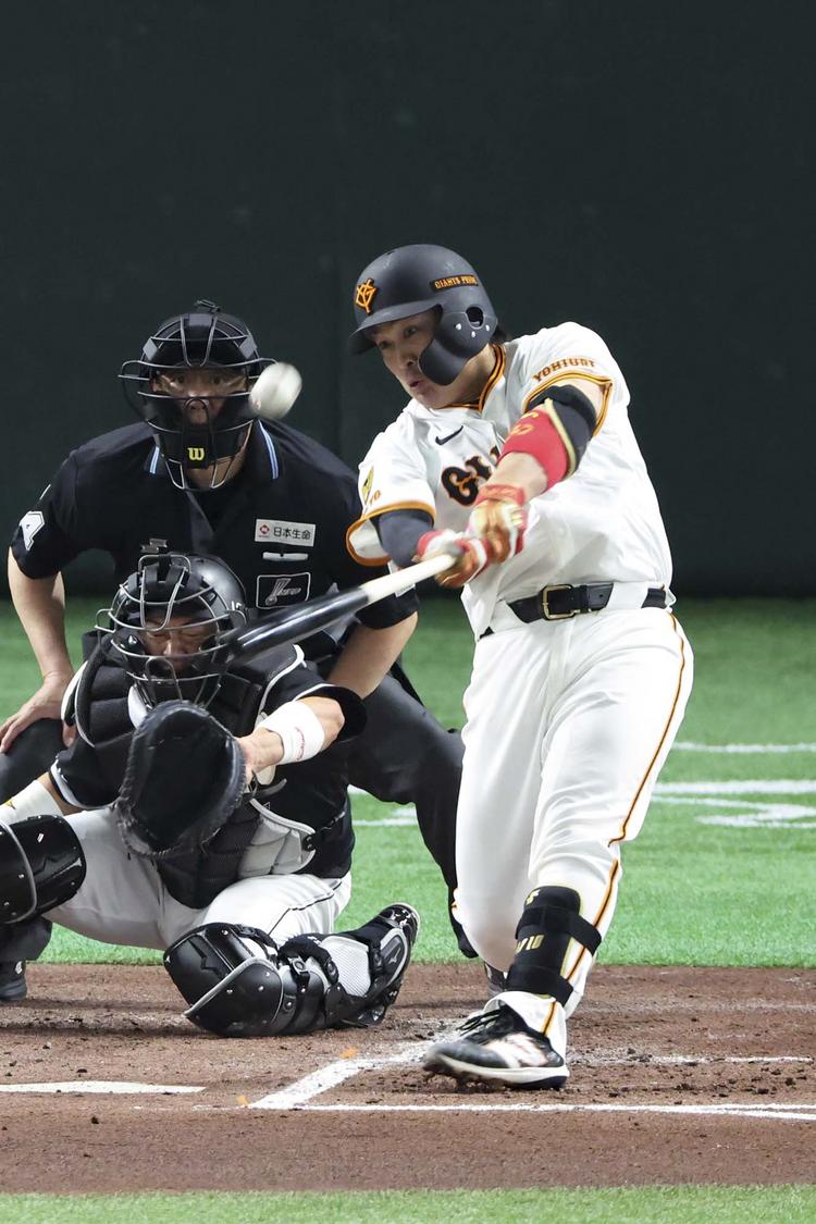 読売ジャイアンツ 甲斐拓也 ミニポーチ 甲斐 拓也 | 選手情報 | 読売ジャイアンツ（巨人軍）公式サイト